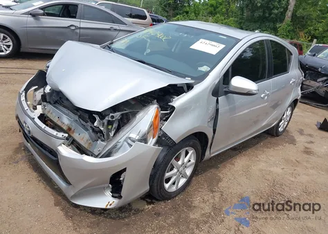 2015 Toyota Prius C Three from USA, damaged, VIN JTDKDTB38F1582101